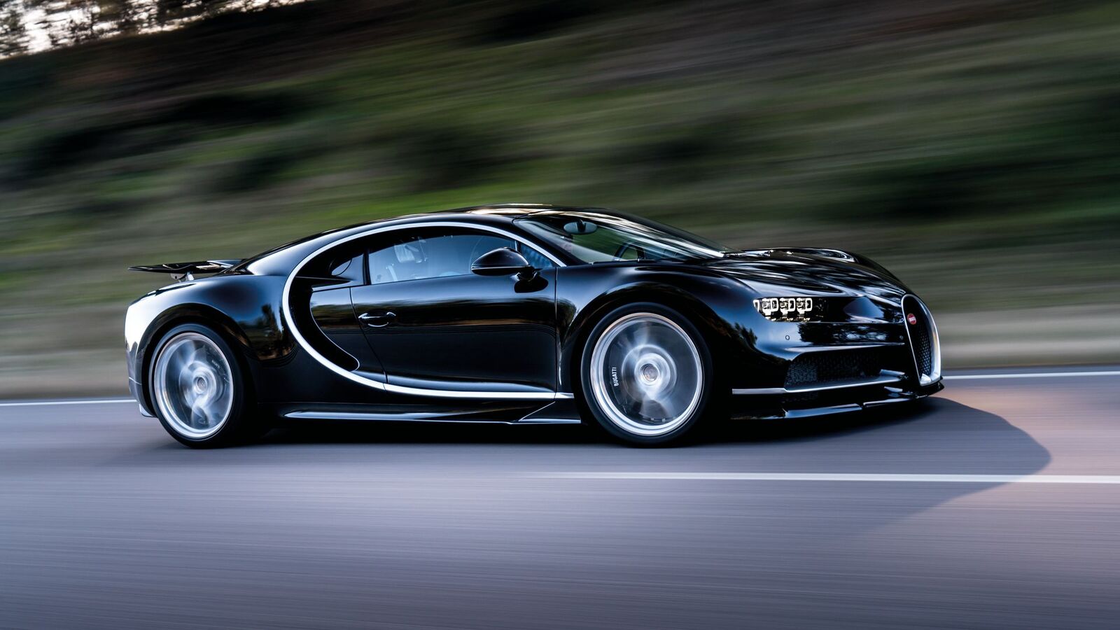 bugatti_chiron_speed_side_view_113074_1920x1080.jpg