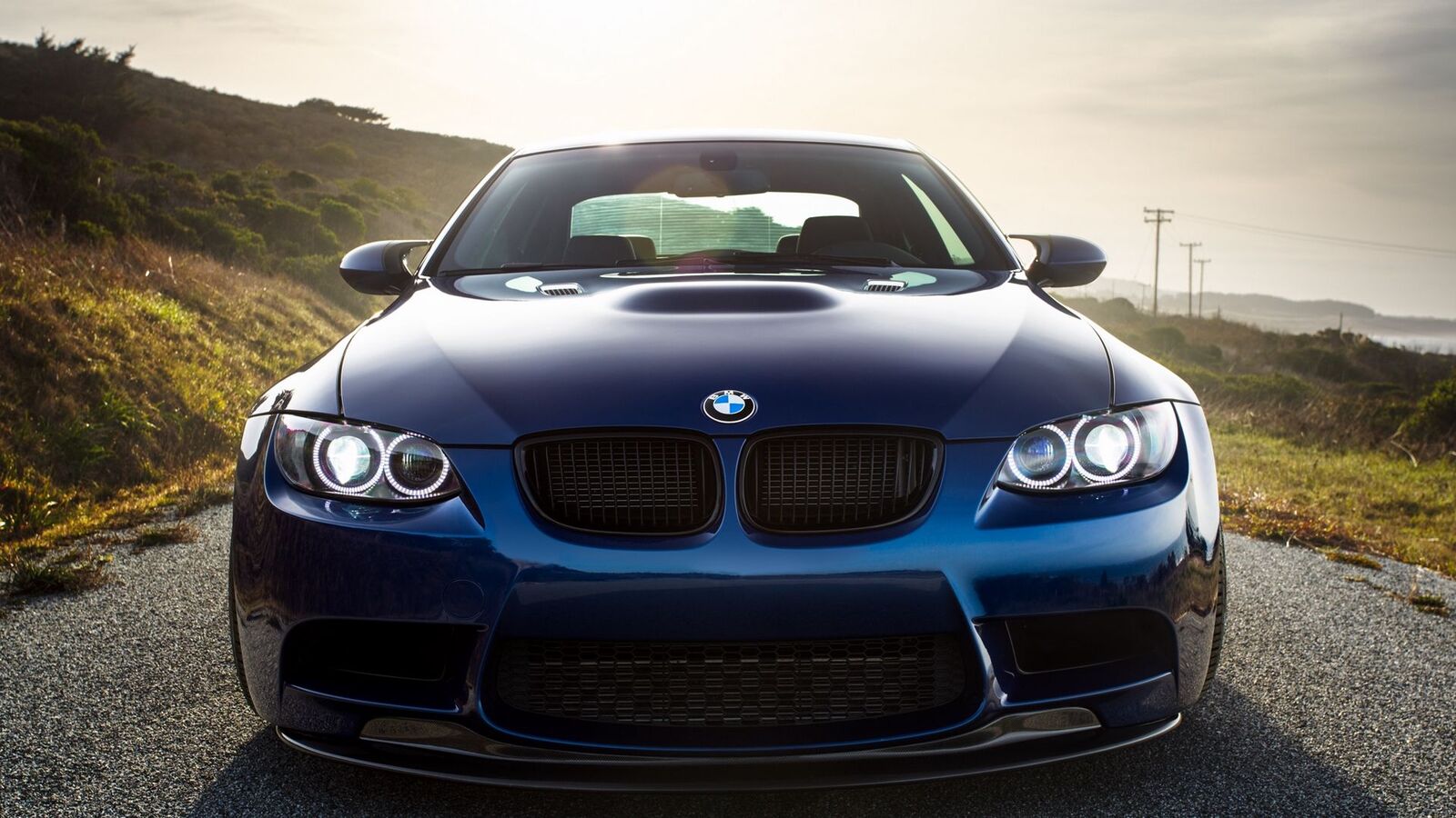 bmw_m3_e92_laguna_blue_95335_1920x1080.jpg