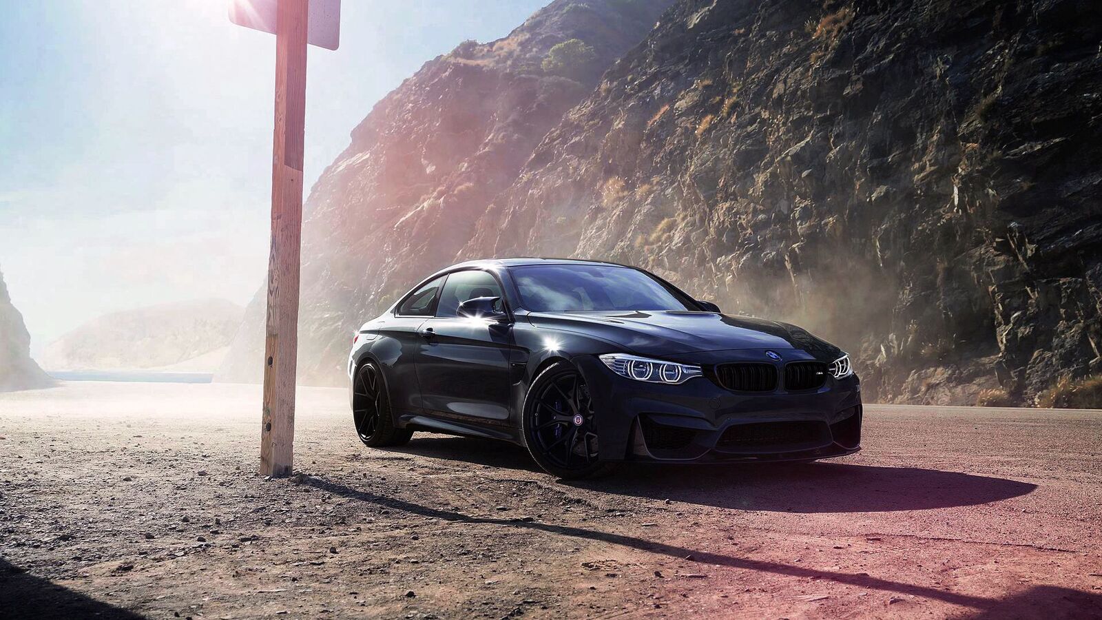 bmw_m4_f82_black_side_view_104981_1920x1080.jpg