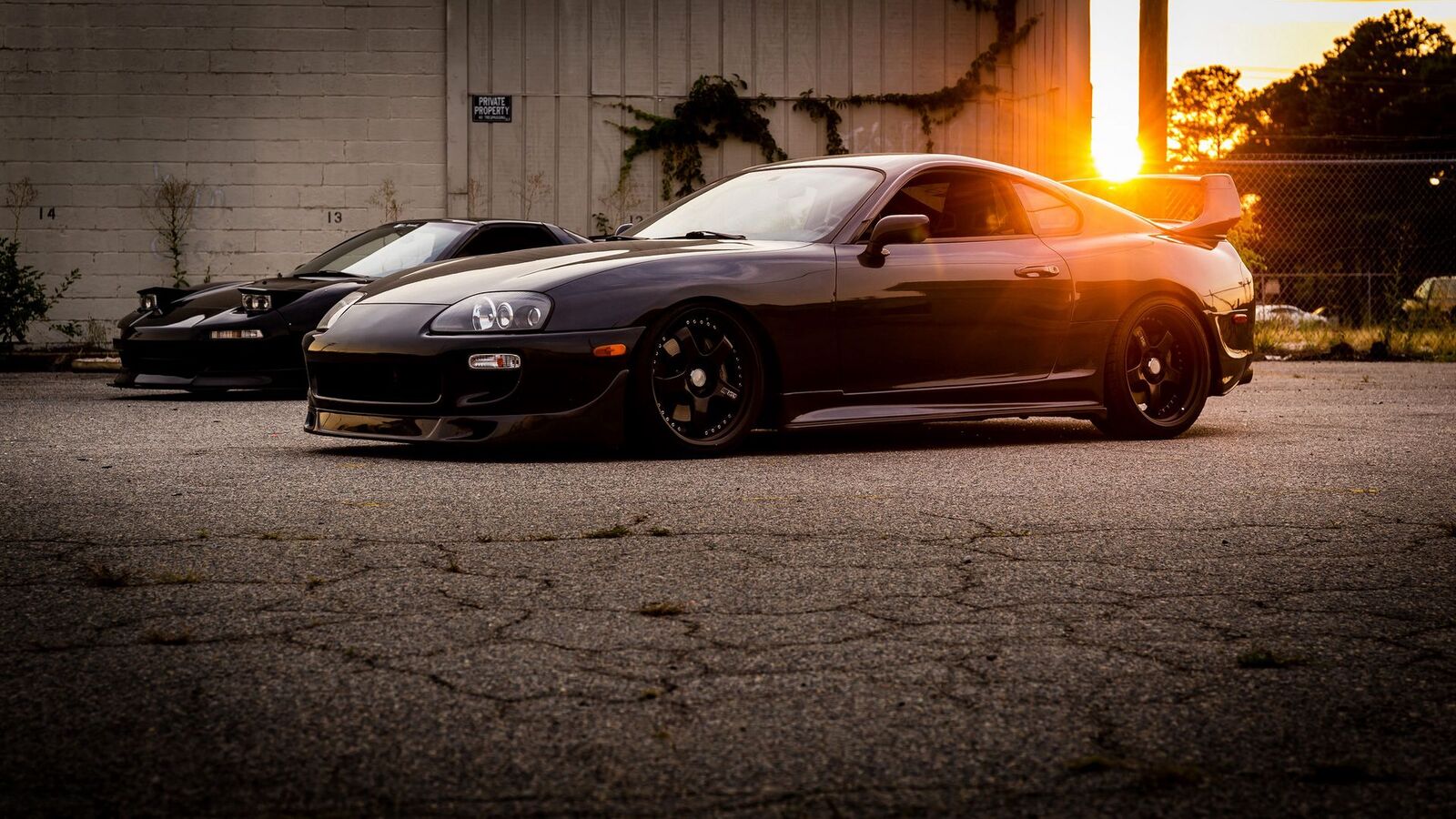 toyota_supra_side_view_light_97798_1920x1080.jpg