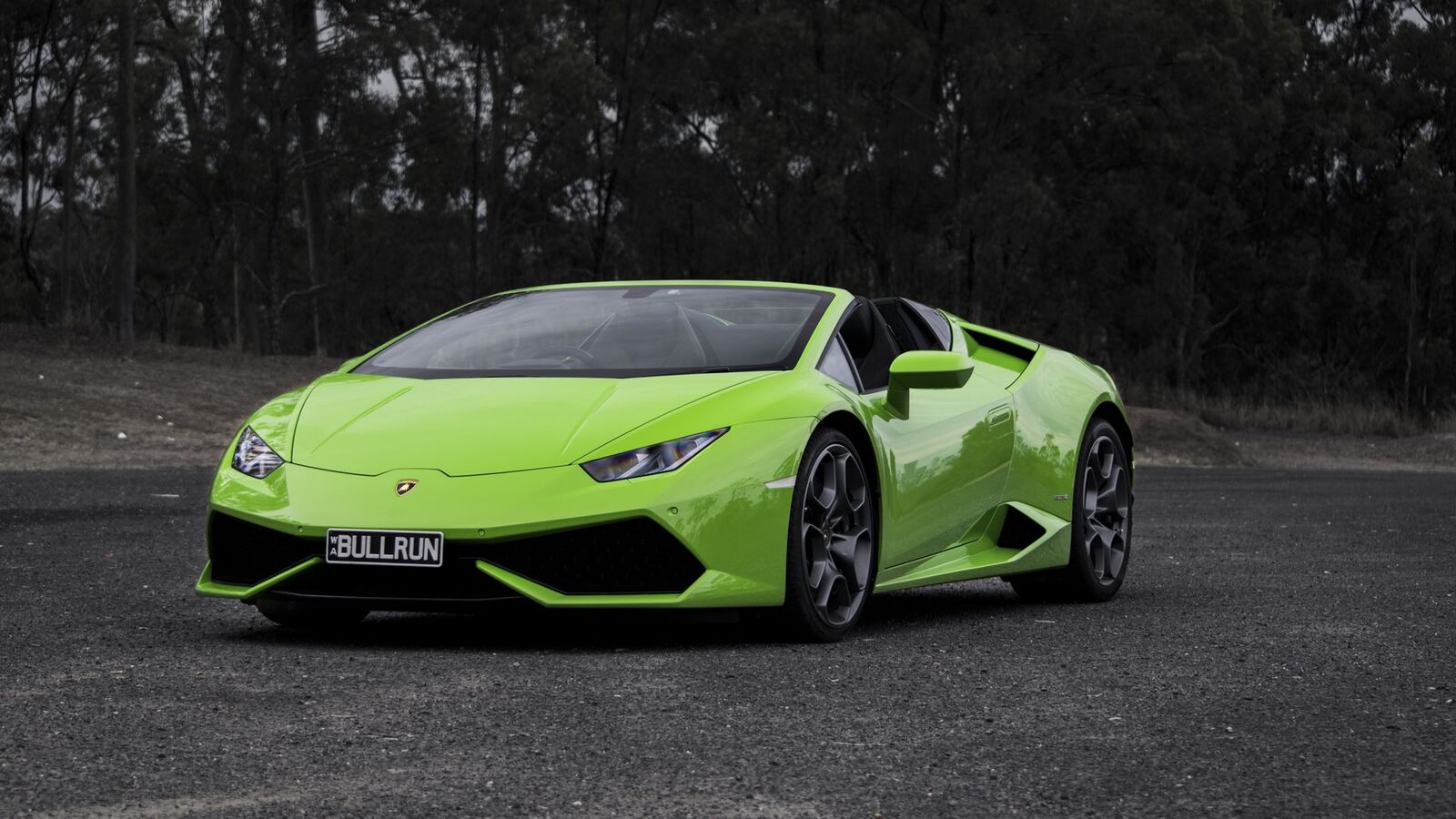 i_huracan_lp610_4_green_side_view_110462_1920x1080.jpg