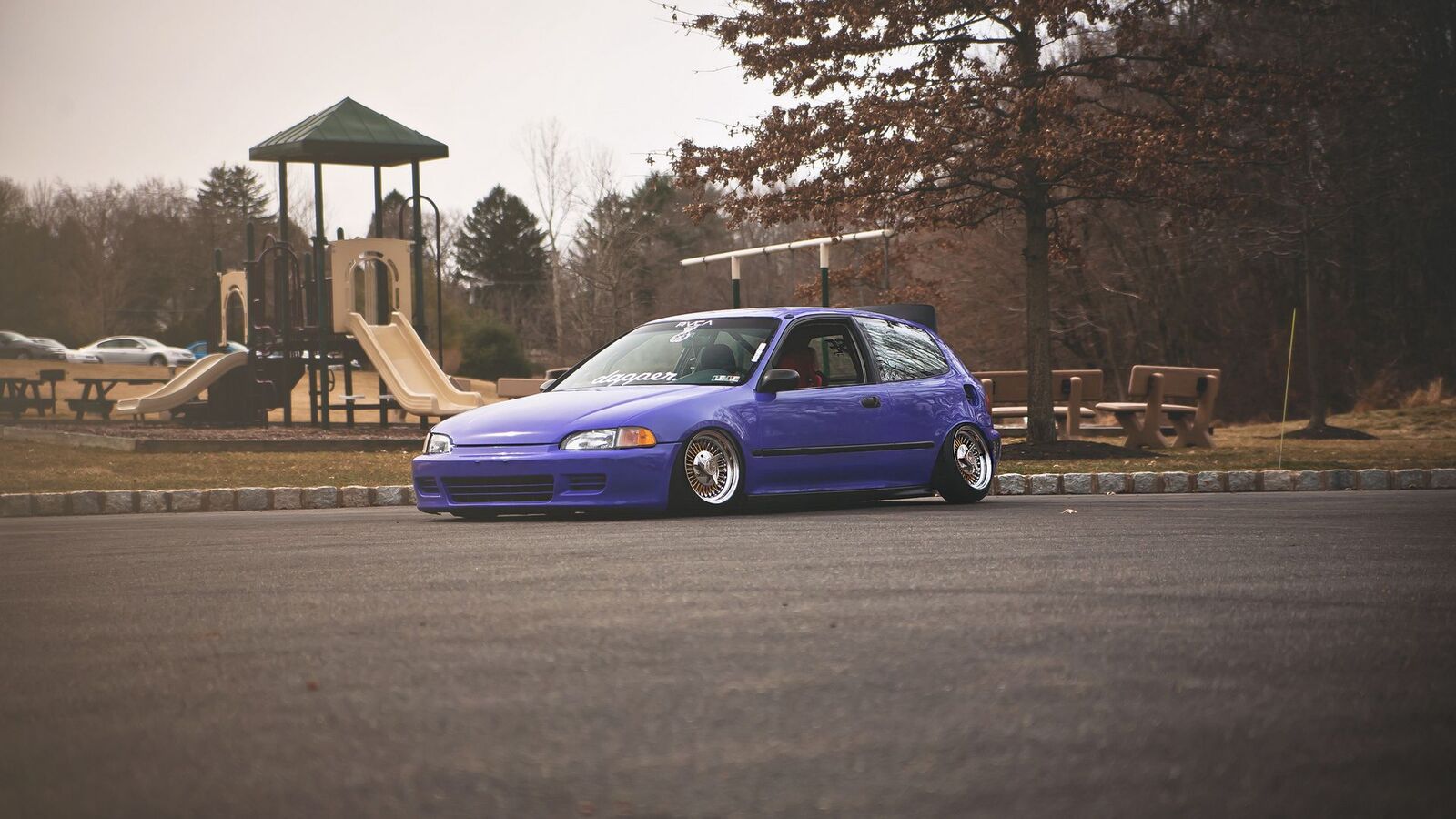 honda_civic_purple_side_view_106821_1920x1080.jpg