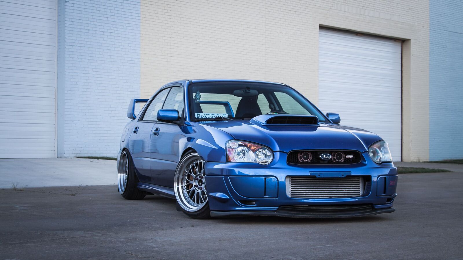 u_impreza_wrx_sti_blue_blue_garage_94452_1920x1080.jpg