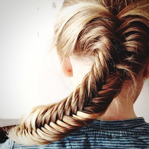 easy-kids-hairstyles-fishtail-braid-1587408717.jpg