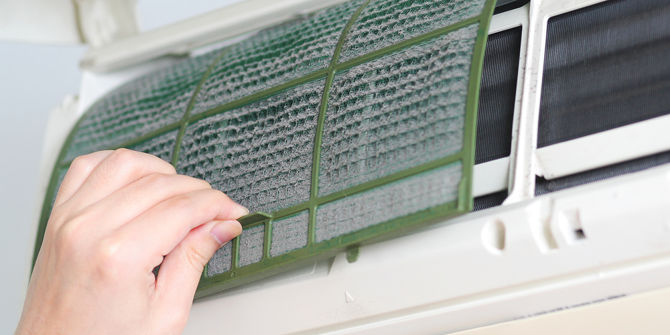 air-conditioner-mistake-filter.jpg