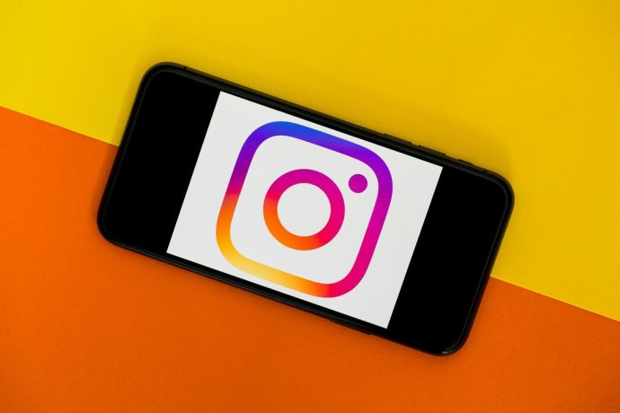 instagram-logo-1.jpg