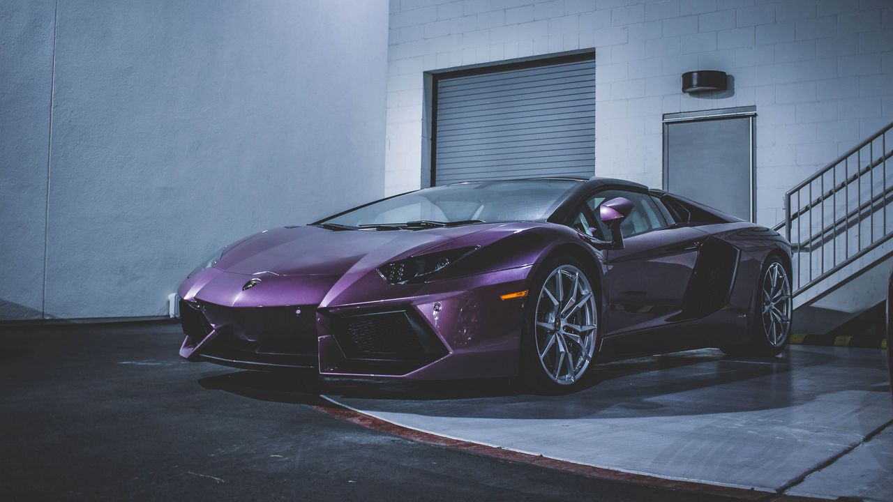 lamborghini_sports_car_purple_129581_1280x720.jpg