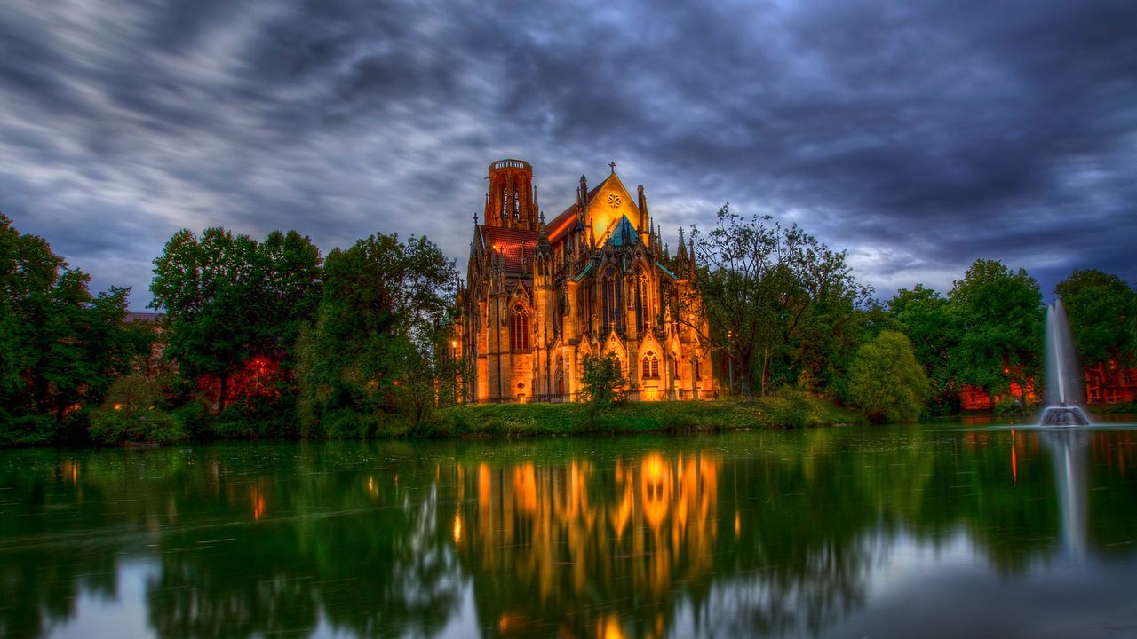 athedral_fountain_church_pond_trees_59443_1280x720.jpg