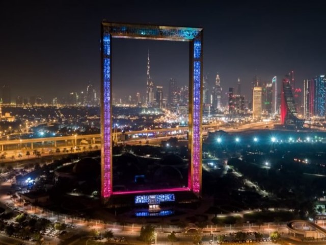 dubai-frame.jpg
