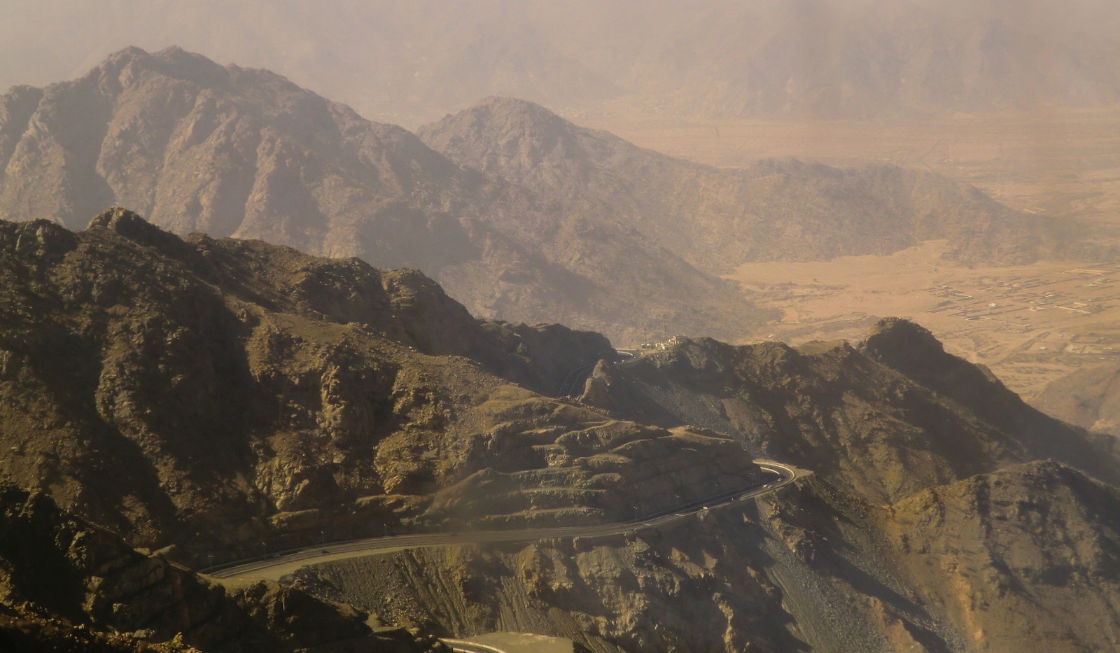 sarawat-mountain-range-asir.jpg