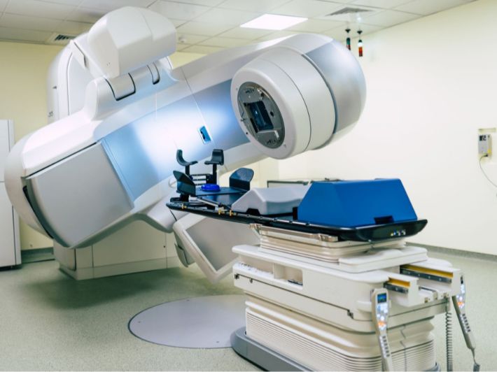 جهاز العلاج الاشعاعي