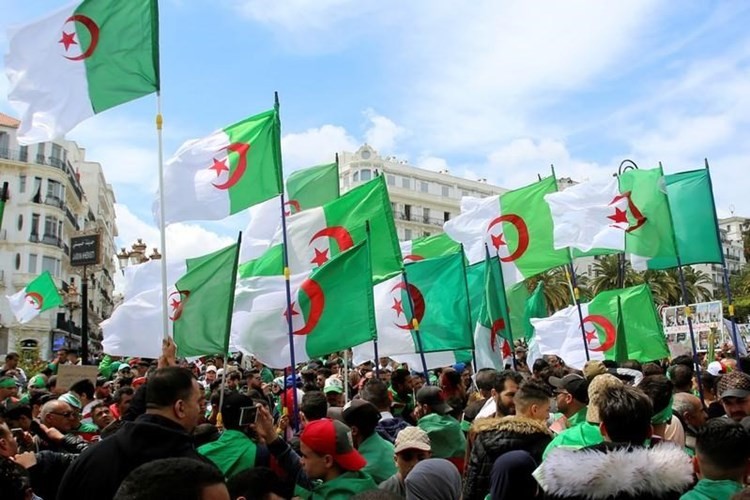 العيد الوطني للجزائر