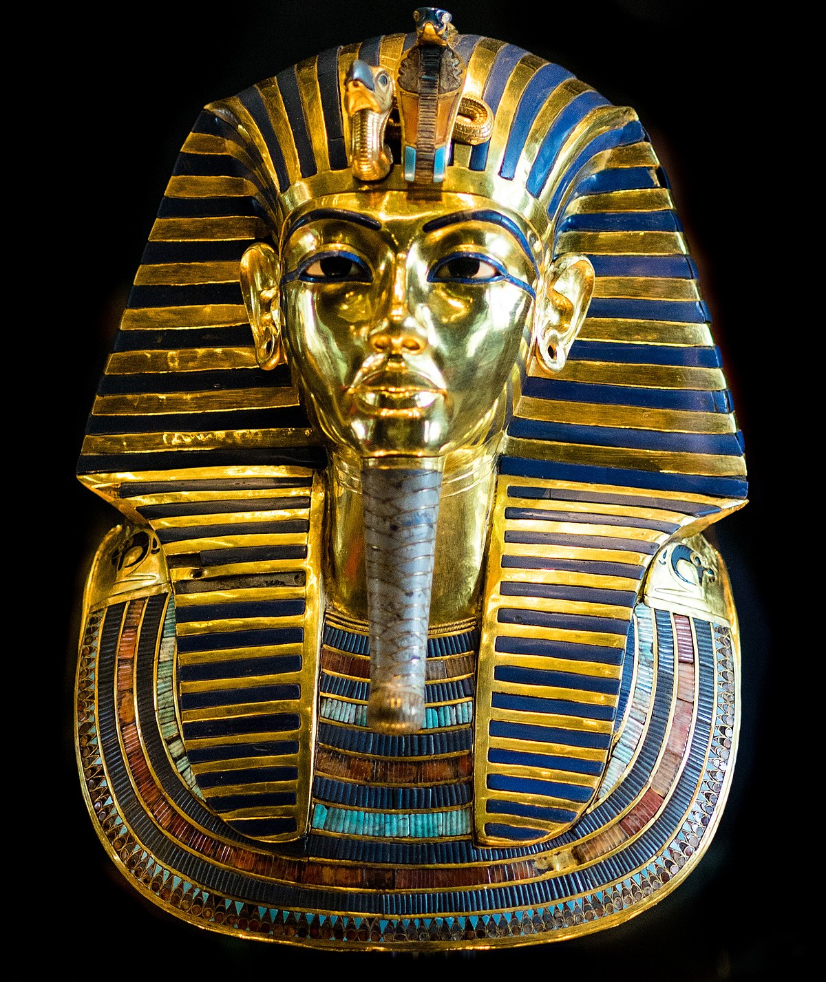 1200px-King_Tut_Burial_Mask.jpg
