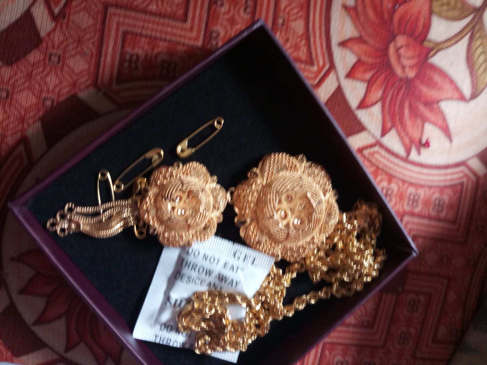 صورة دهب خليجي.jpg